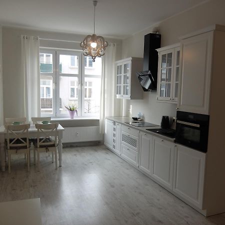 Appartamento Baltic Rent - Skwer Kosciuszki 12 Gdynia Esterno foto